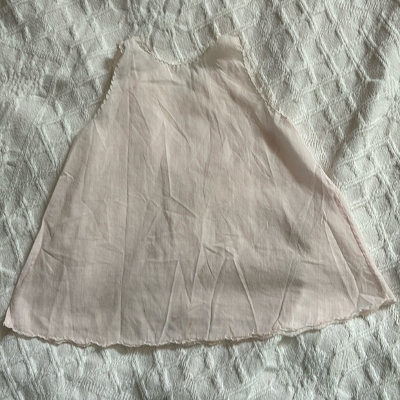 Vintage pale pink handmade embroidered 6months lightweight scallop edge slip - Picture 4 of 9